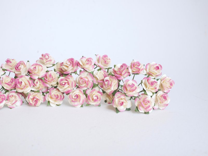 Paper Flowers, DIY 100 pieces mulberry rose size 1.5 cm. berry brush color - 其他 - 紙 紫色