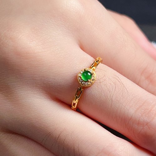 瓔珞珠寶盒 E.L.Jewelry Box 冰種陽綠翡翠蛋面戒指 925純銀 | 天然緬甸玉A貨翡翠 | 送禮