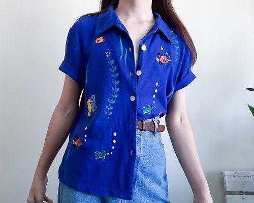 ISSARA ART GALLERY 復古藍色動物刺繡亞麻人造絲襯衫海灘夏季男女通用襯衫