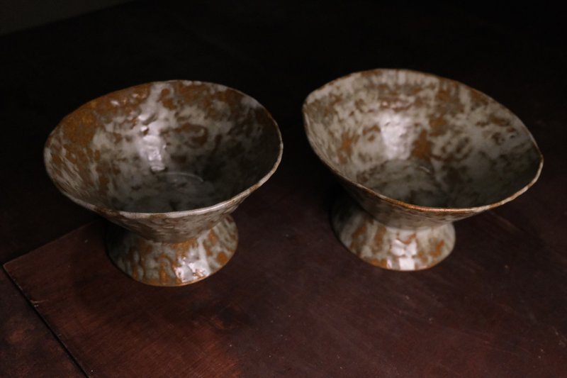 Mountain shaped tall bowl - Bowls - Pottery 