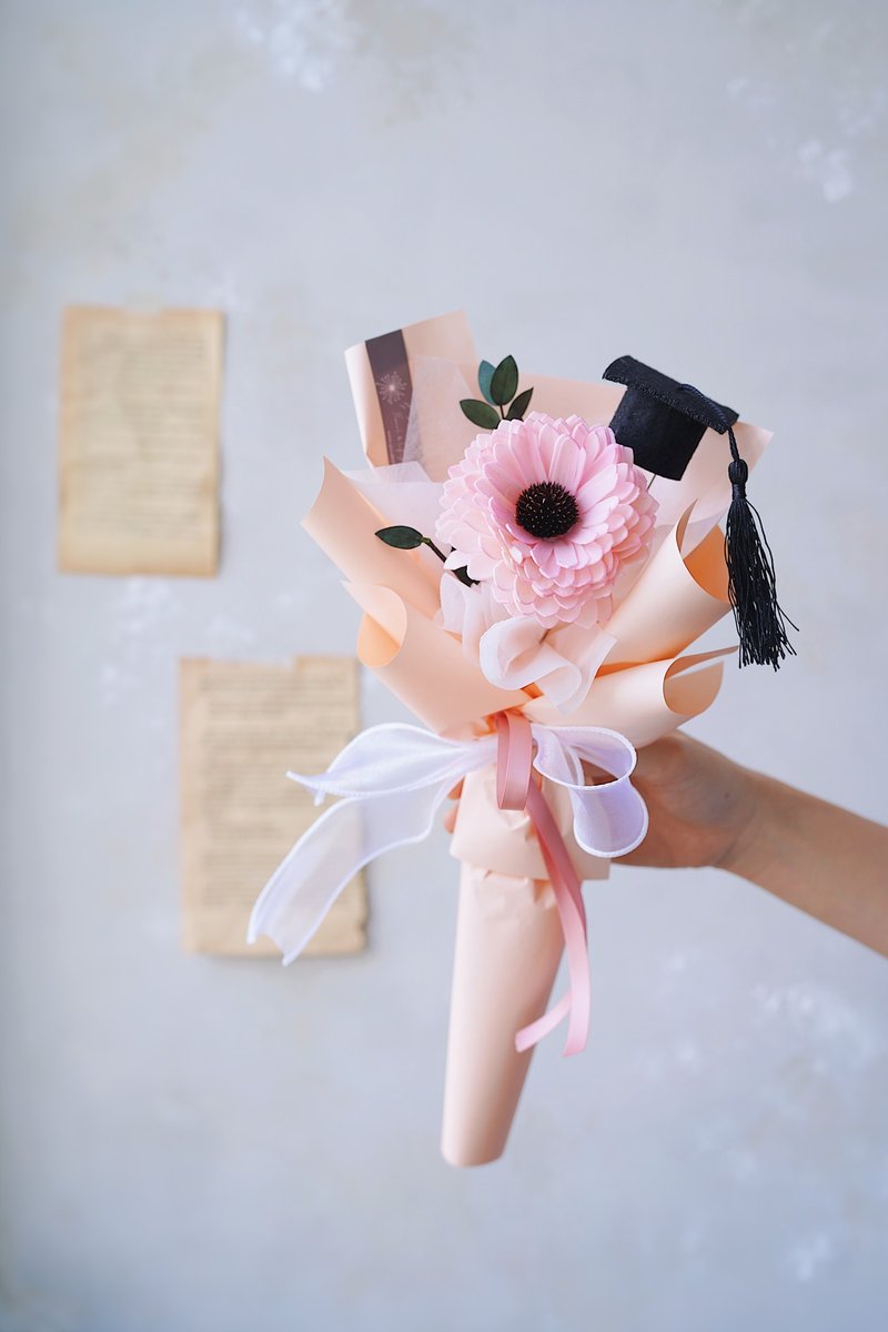 【GOODLILY flower】Sweet Pink Sunflower Graduation Bouquet Gift Blessing - Dried Flowers & Bouquets - Plants & Flowers Pink