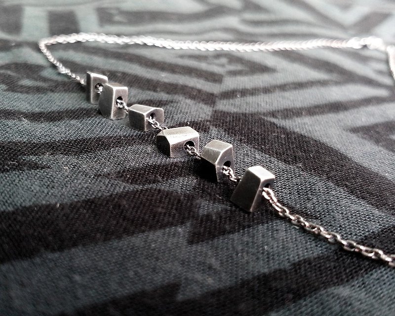 Black Tofu Necklace No. 4 925 Silver Clavicle Necklace/Ag No. 021 - สร้อยคอ - เงินแท้ สีเทา