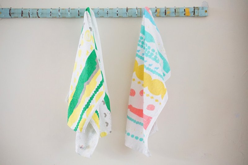 Yinke小狗星球純棉軟軟毛巾-黃粉直款x綠黃橫款組合 - 毛巾/浴巾 - 棉．麻 多色