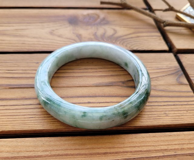純粋な翡翠] 天然翡翠のグリーンに浮かぶ花、スマートで寛大で