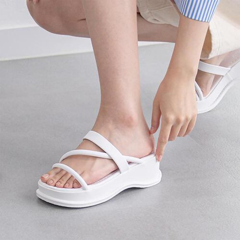 PRE-ORDER SPUR Sunrise Strap mule SS9056 WHITE - รองเท้าหนังผู้หญิง - วัสดุอื่นๆ 