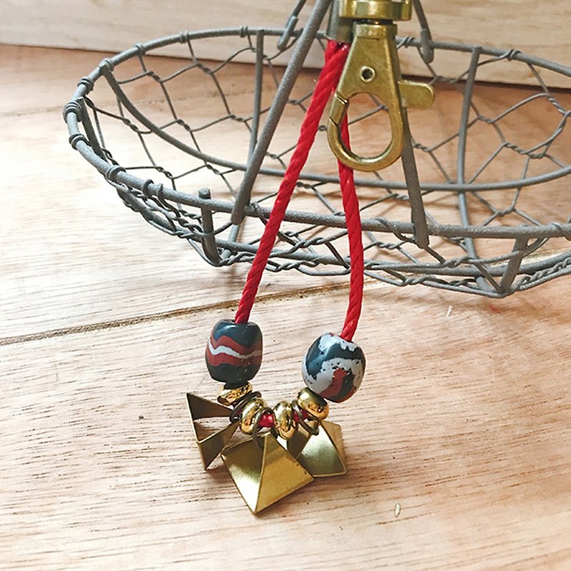 Secret sound glass beads braided leather cord key ring - ที่ห้อยกุญแจ - วัสดุอื่นๆ สีแดง