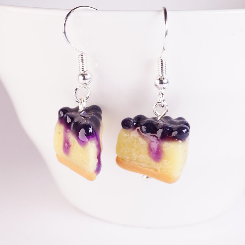*Playful Design* Blueberry Cheese Cake Earrings