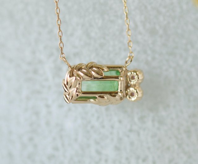 バイカラーグロッシュラーガーネット ネックレス / Bicolor