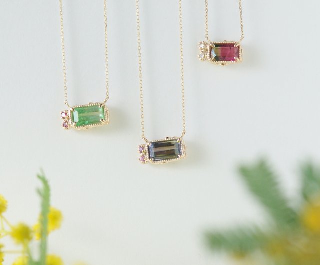 バイカラーグロッシュラーガーネット ネックレス / Bicolor
