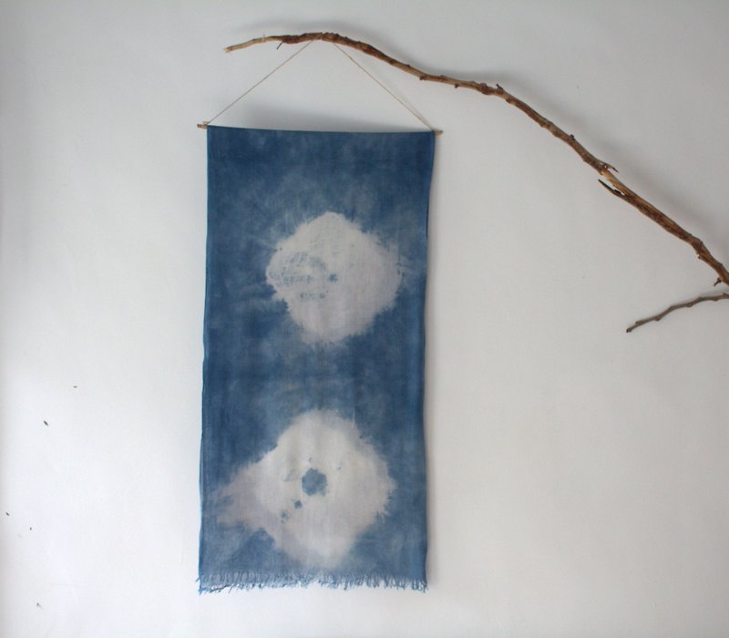 Free dye isvara white marshmallow blue dyed cotton scarf spring is here! - ผ้าพันคอ - ผ้าฝ้าย/ผ้าลินิน 