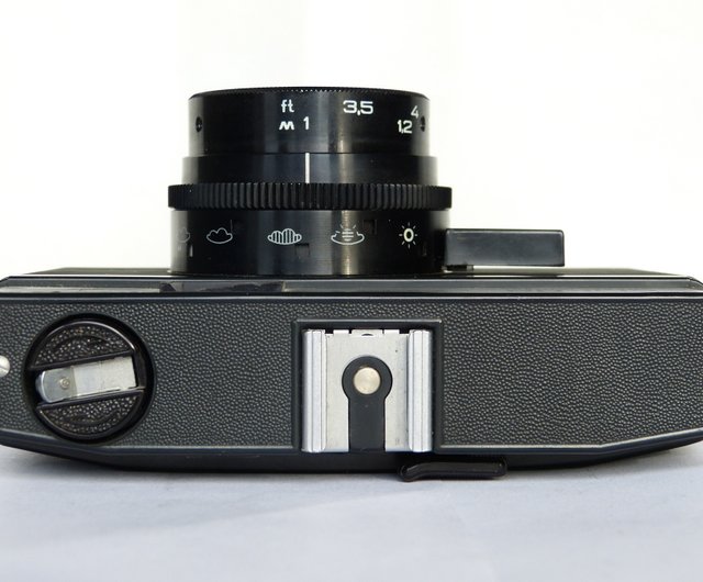 Smena Symbol USSR スケールフォーカス フィルムカメラレンズ Triplet-43 4/40 LOMO ロモグラフィー - ショップ  Russian photo カメラ・チェキ - Pinkoi