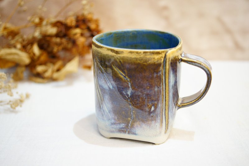 Hand-pinched kohiki floral tea cup 190ml - Mugs - Pottery Blue