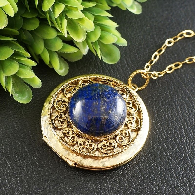 Lapis Lazuli Golden Locket Ultramarine Blue Lazurite Pendant Necklace Jewelry - สร้อยคอ - เครื่องประดับพลอย สีน้ำเงิน