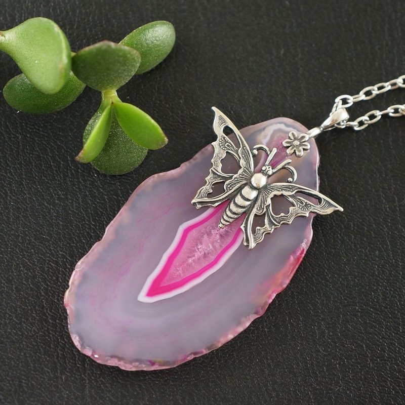 Pink Fuchsia Agate Slice Slab Silver Butterfly Pendant Necklace Woman Jewelry - 項鍊 - 半寶石 粉紅色