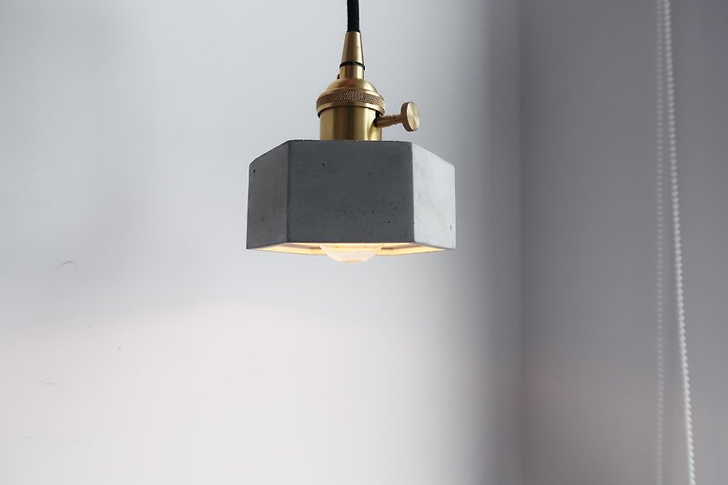HALO Aperture | Bronze hexagonal beveled Cement table lamp and small chandelier - โคมไฟ - ปูน สีเทา