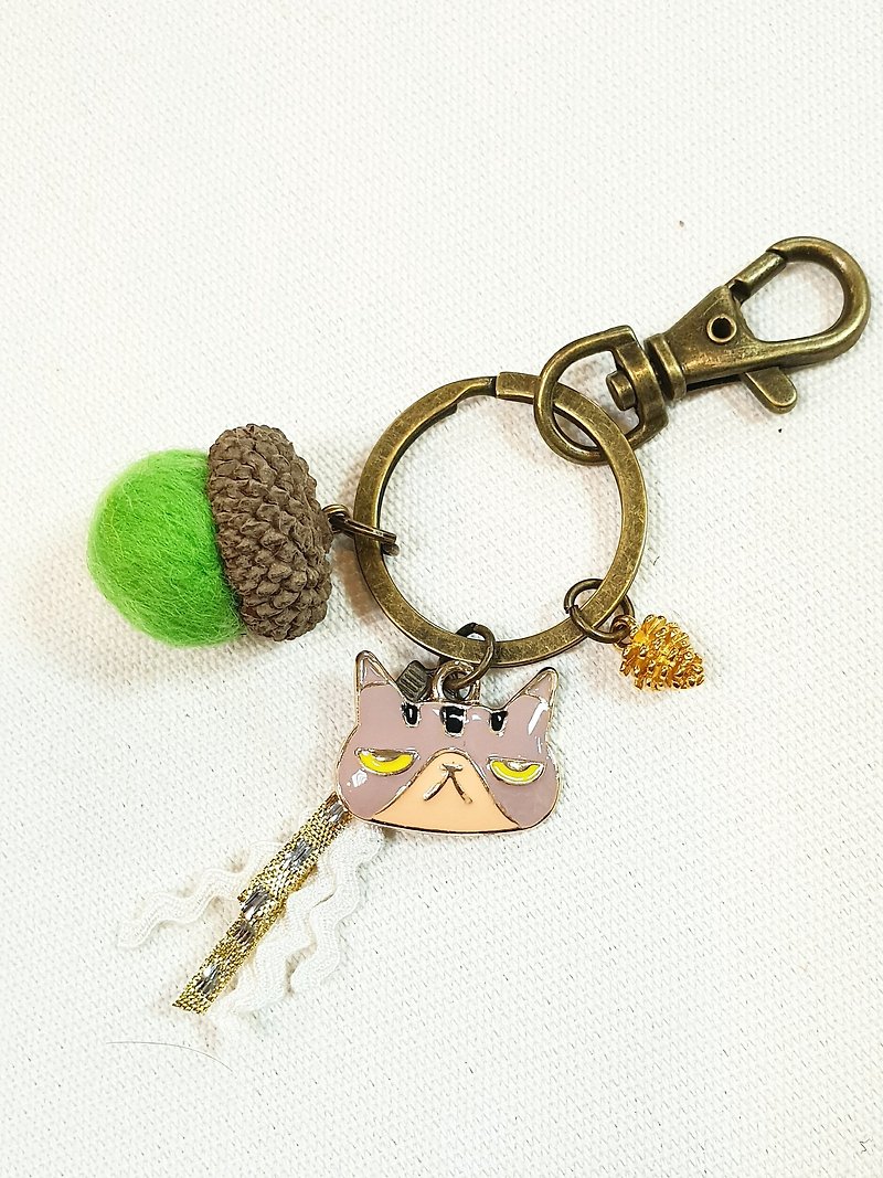 Paris*Le Bonheun. Forest of happiness. World-weary cat. Wool felt acorn pine cone key ring - Keychains - Other Metals Multicolor