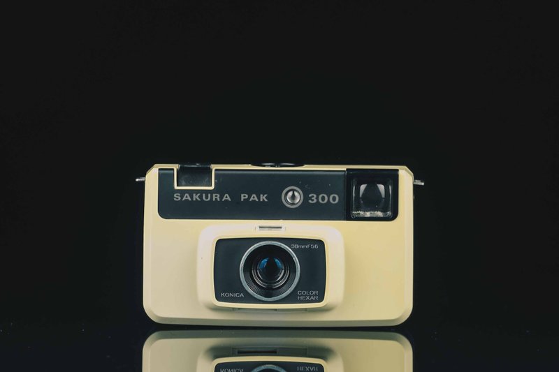 KONICA SAKURA PAK 300 #5761 #126底片相機 - 相機/拍立得/底片相機 - 其他金屬 