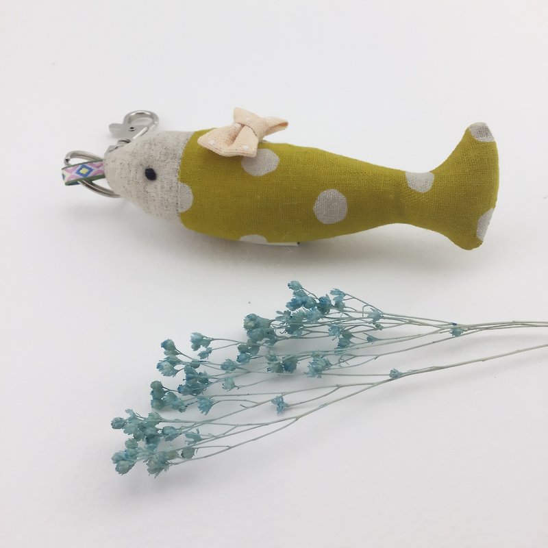 Fat fish fish charm / key ring - love beauty bow - พวงกุญแจ - ผ้าฝ้าย/ผ้าลินิน 
