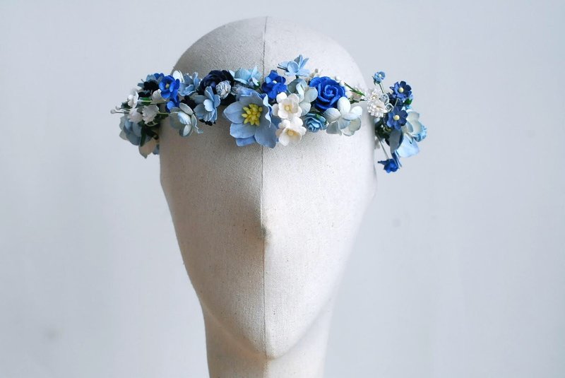 Paper Flower tiara , flower crowns, flowers Headband, Wedding, blue tone color - 髮夾/髮圈 - 紙 藍色