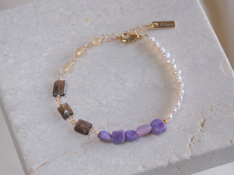 Natural stone bracelet Charoite Smoky quartz Citrine Natural water pearl - สร้อยข้อมือ - เครื่องเพชรพลอย สีม่วง