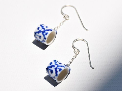 inthai MINI PINEAPPLE CUP, CERAMIC EARRING WITH SILVER 92.5%