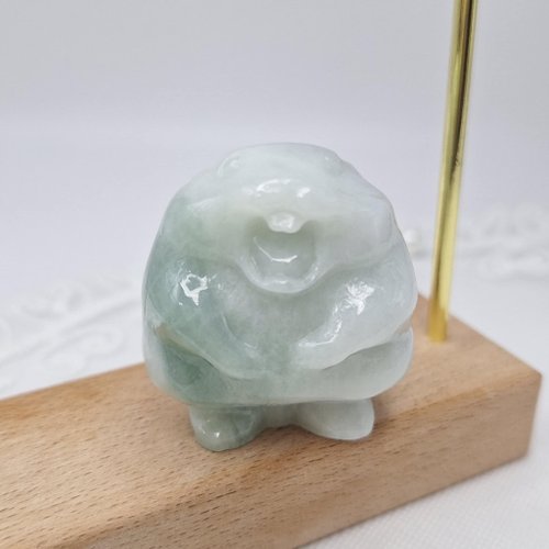 緣圓翡翠 溫潤綠底飄花土撥鼠擺件 | 天然緬甸玉A貨翡翠