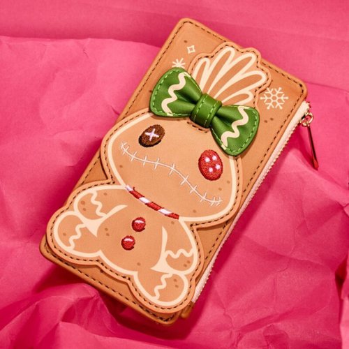 【Loungefly】スクランプ ジンジャーブレッド カードウォレット Loungefly】スクランプ ジンジャーブレッド カードウォレット