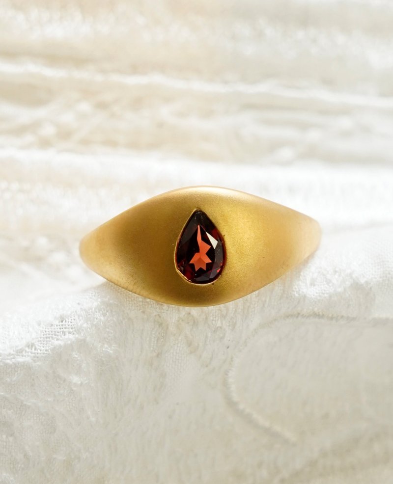 SV Birthstone ring - 戒指 - 其他金屬 多色