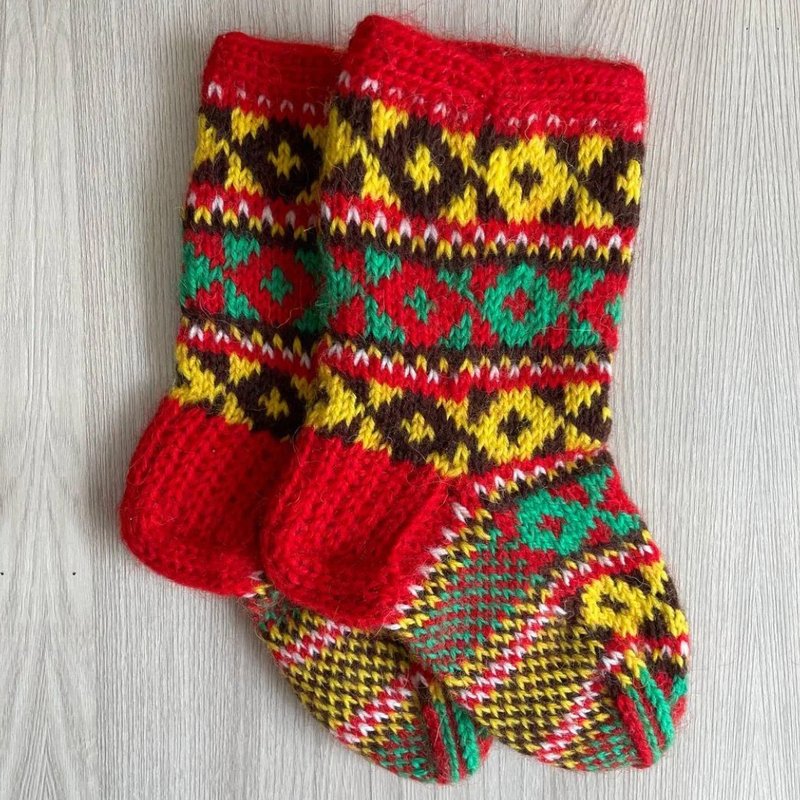 Warmth and Style for Little Feet / Child Socks and Knitting Patterns - Baby Socks - Wool Red