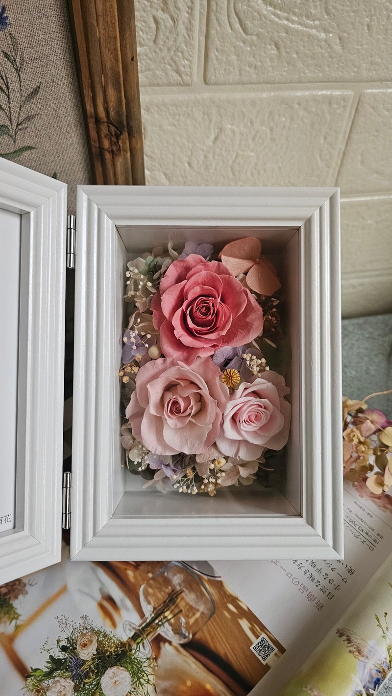 永生花相框(6寸照片) 可客製 新居 生日 升遷 教師節 交換禮物 - 畫框/相架  - 植物．花 