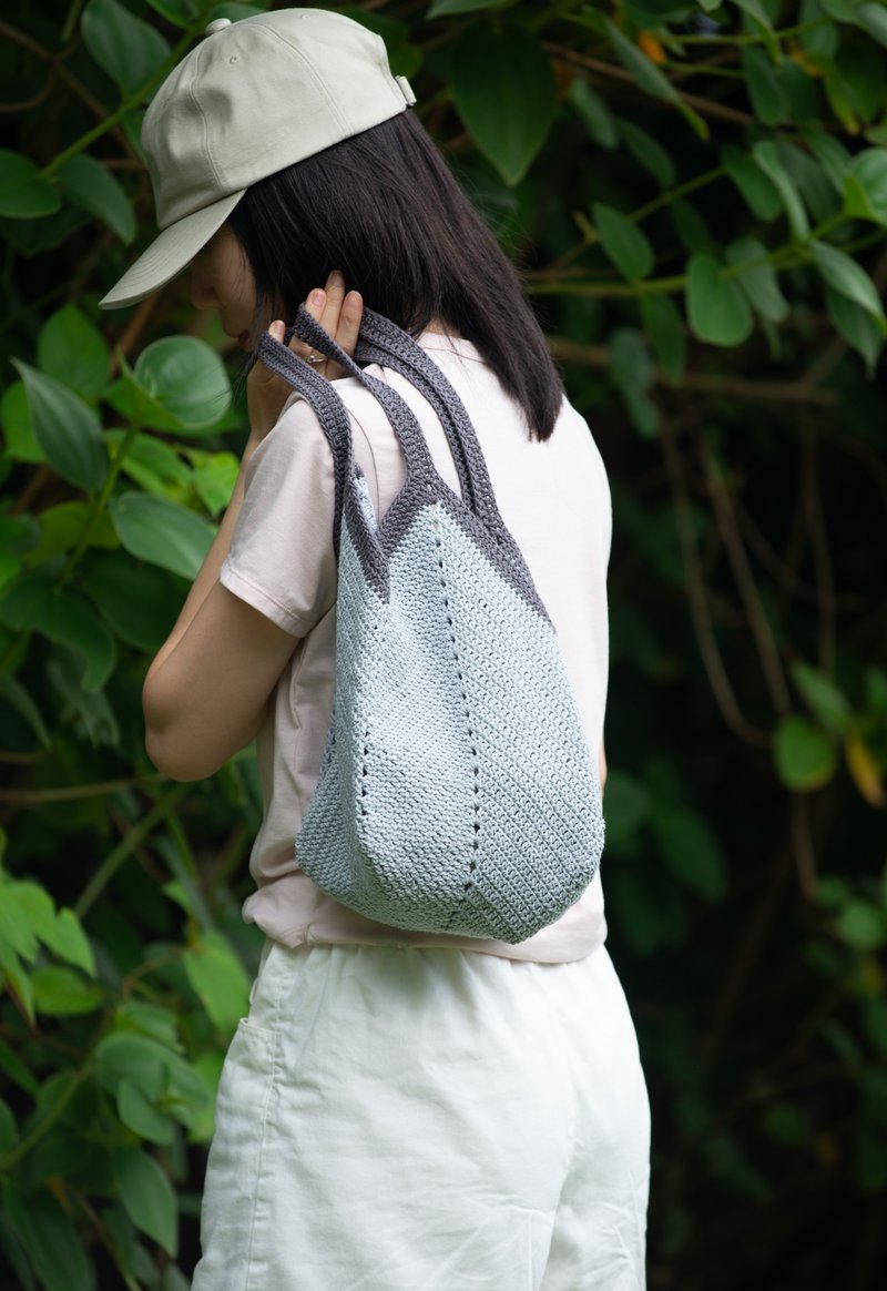 Light gray woven vegetable basket bag purely handwoven - Messenger Bags & Sling Bags - Cotton & Hemp Silver