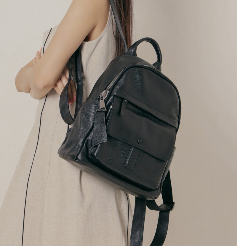 Rectangular bag - full leather backpack - black - กระเป๋าเป้สะพายหลัง - หนังแท้ สีดำ