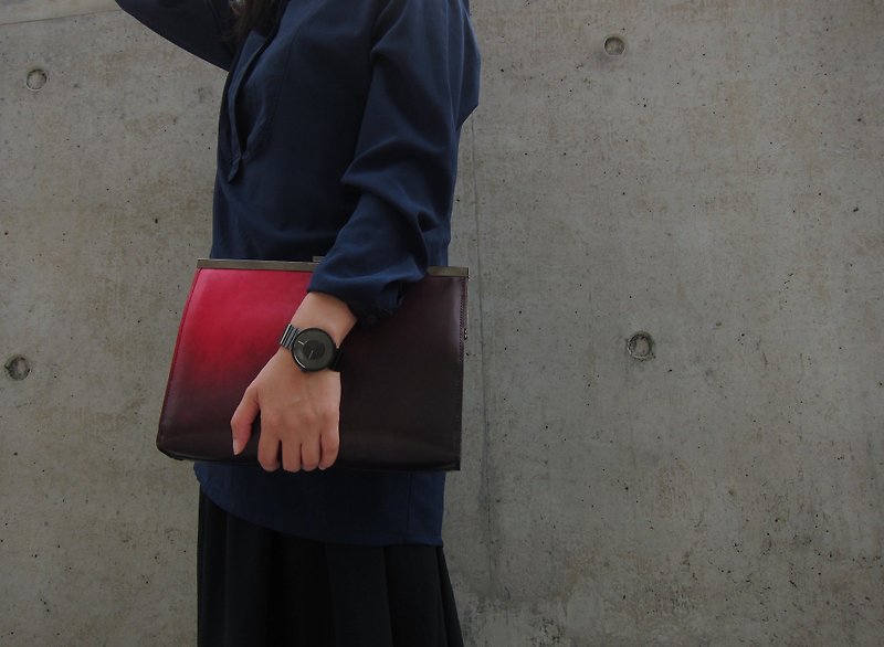 Hand dyed leather mouth gold bag red black gradient - Messenger Bags & Sling Bags - Genuine Leather Red
