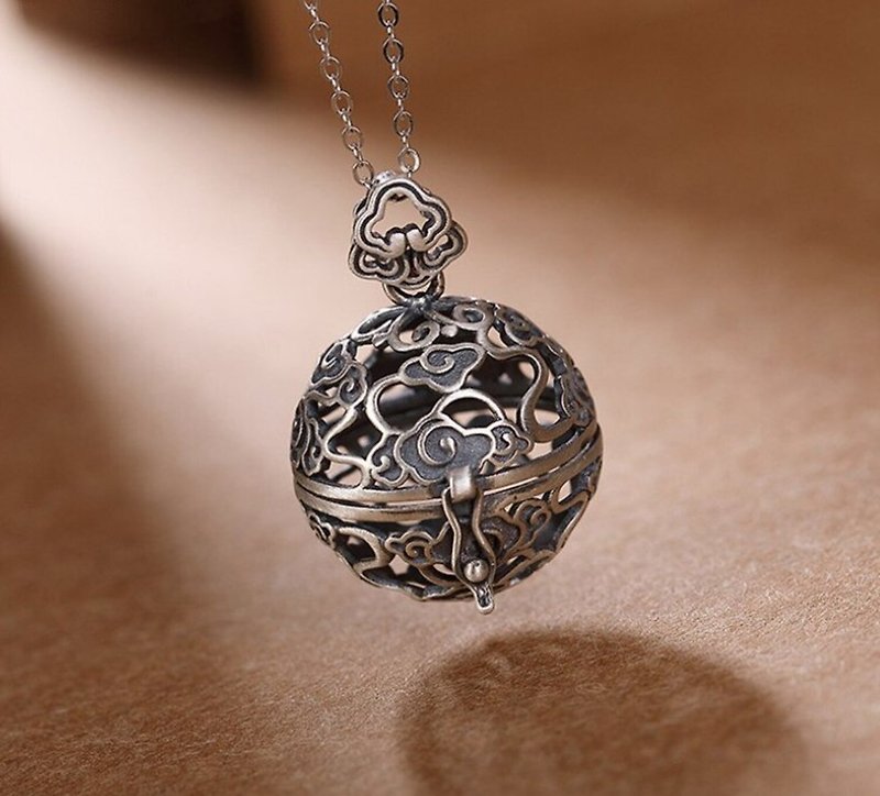 Taken as a Sachet Hollow Opening Balls Pendants for Women Thai Silver Clouds Box - Long Necklaces - Sterling Silver Silver