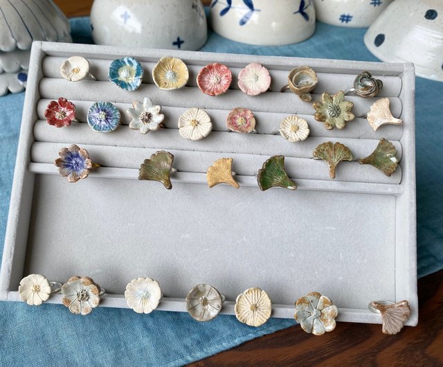 【本物】くっきー！ご本人手作り “指花” 陶器 本物】くっきー！ご本人手作り “指花” 陶器 - メルカリ
