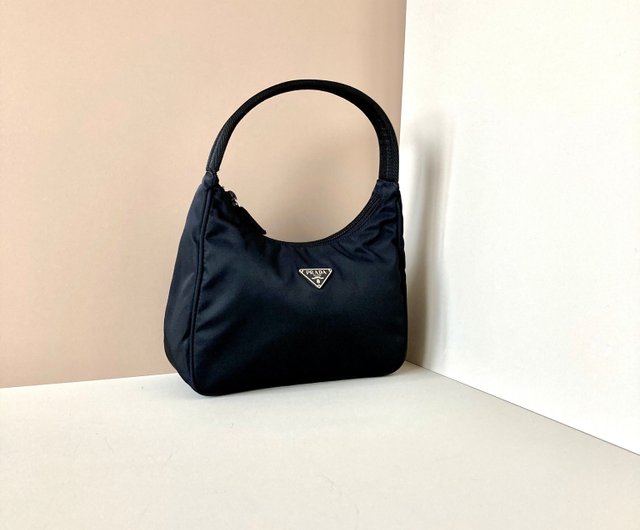 Second Hand Prada Vintage Bags