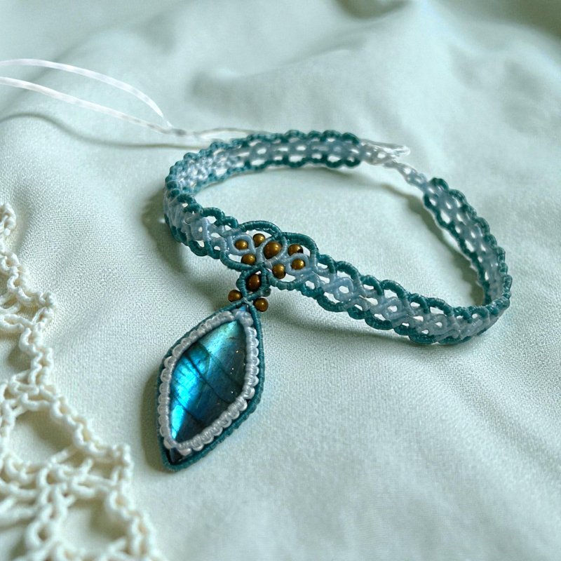 Crystoria Stone | Macrame | 南美蠟線 | 項鍊 | 藍光拉長石 - 項鍊 - 寶石 藍色