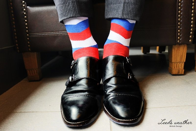 英国スタイルの紳士靴下 -  MATPEWKA古典的な斜めのストライプ、赤、白と青の設計モデルの靴下 - ソックス メンズ - コットン・麻 多色