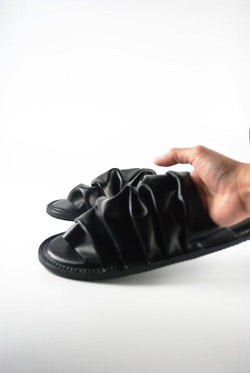 YWC製鞋工作室 YWC 室內皮革拖鞋 折疊款 黑色