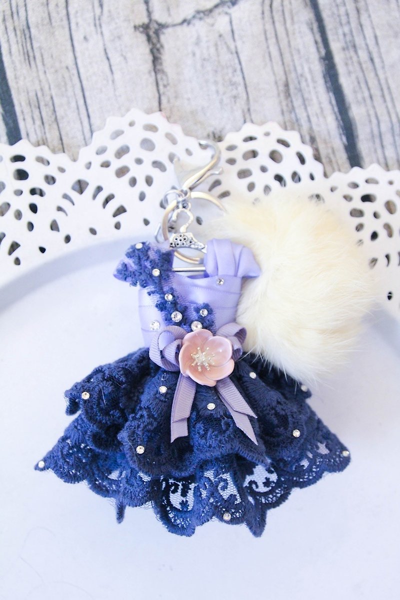 Sweet House 寶藍蕾絲小禮服吊飾 - 鑰匙圈/鎖匙扣 - 棉．麻 藍色