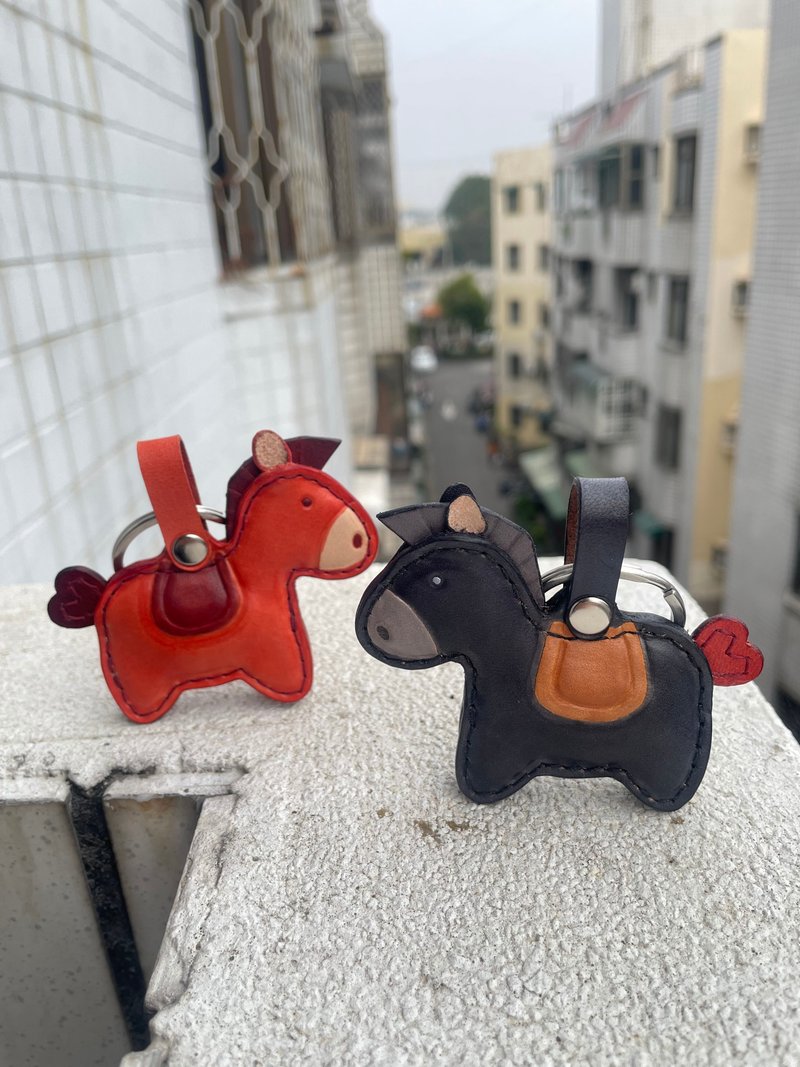 皮革碌硞馬吊飾 紅馬/黑馬 - 鑰匙圈/鑰匙包 - 真皮 多色