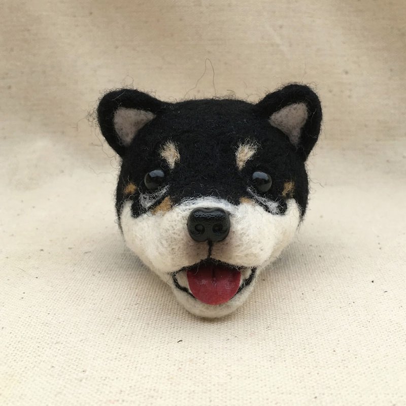Wool Felt is really black and white dog key ring can be customized - เข็มกลัด - ขนแกะ สีใส