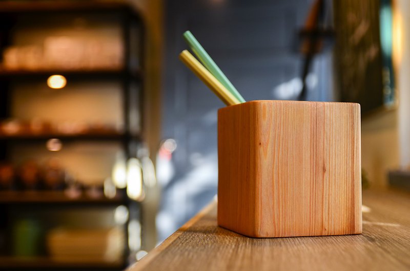 手作木質筆筒 純手工製作 - 筆筒/筆座 - 木頭 咖啡色