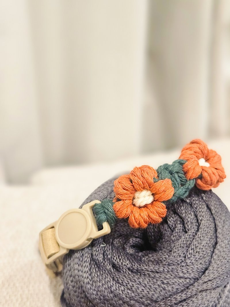 Flower Cat Collar - Collars & Leashes - Other Materials Multicolor