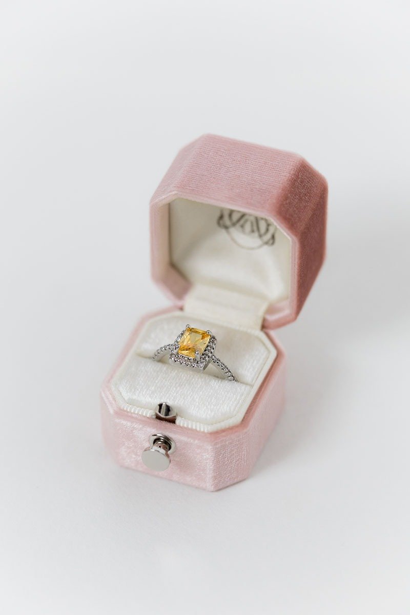 Velvet Ring Box - OCTAGON LOCK PETITE - Handmade Monogram Vintage Style Proposal - 戒指 - 其他材質 粉紅色