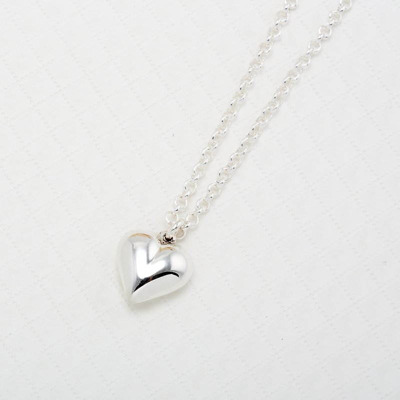 Love Heart s925 sterling silver necklace Valentine's Day gift - Necklaces - Sterling Silver Silver
