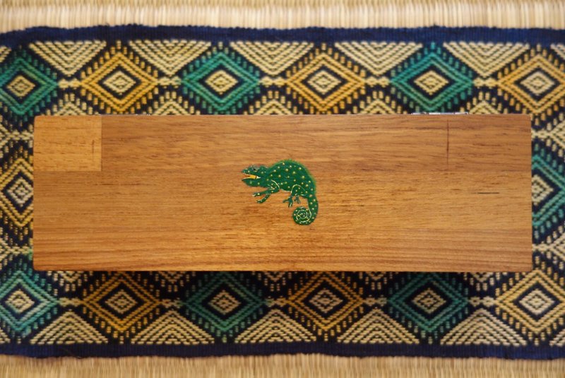 Hand-painted leopard chameleon teak pencil case (receive hand-painted custom pet) - Pencil Cases - Wood Brown