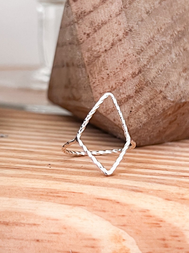 diamond square Wire Ring/Silver925 - 戒指 - 純銀 