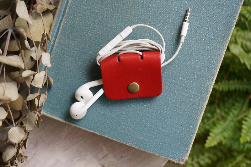 Red  -Square Style Collector for Earphone - ที่เก็บสายไฟ/สายหูฟัง - หนังแท้ สีแดง