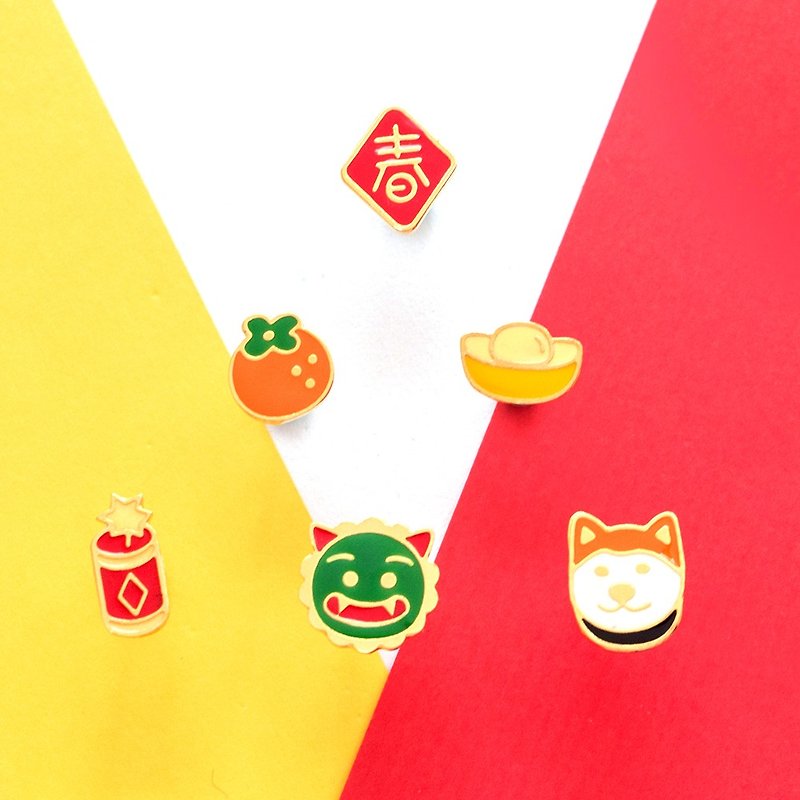 Shiba Inu comes to pay New Year greetings to the New Year animal Spring couplets Orange New Year gift clip-on earrings - Keychains - Enamel Red